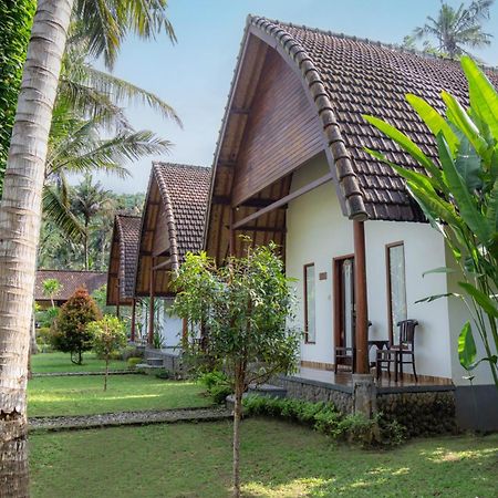Crystal Bay Villa Sakti Luaran gambar