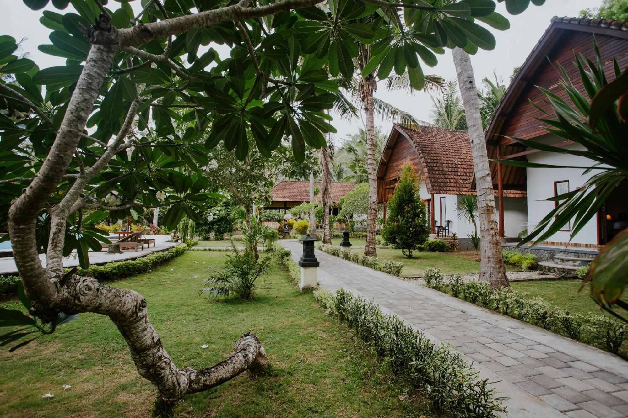 Crystal Bay Villa Sakti Luaran gambar