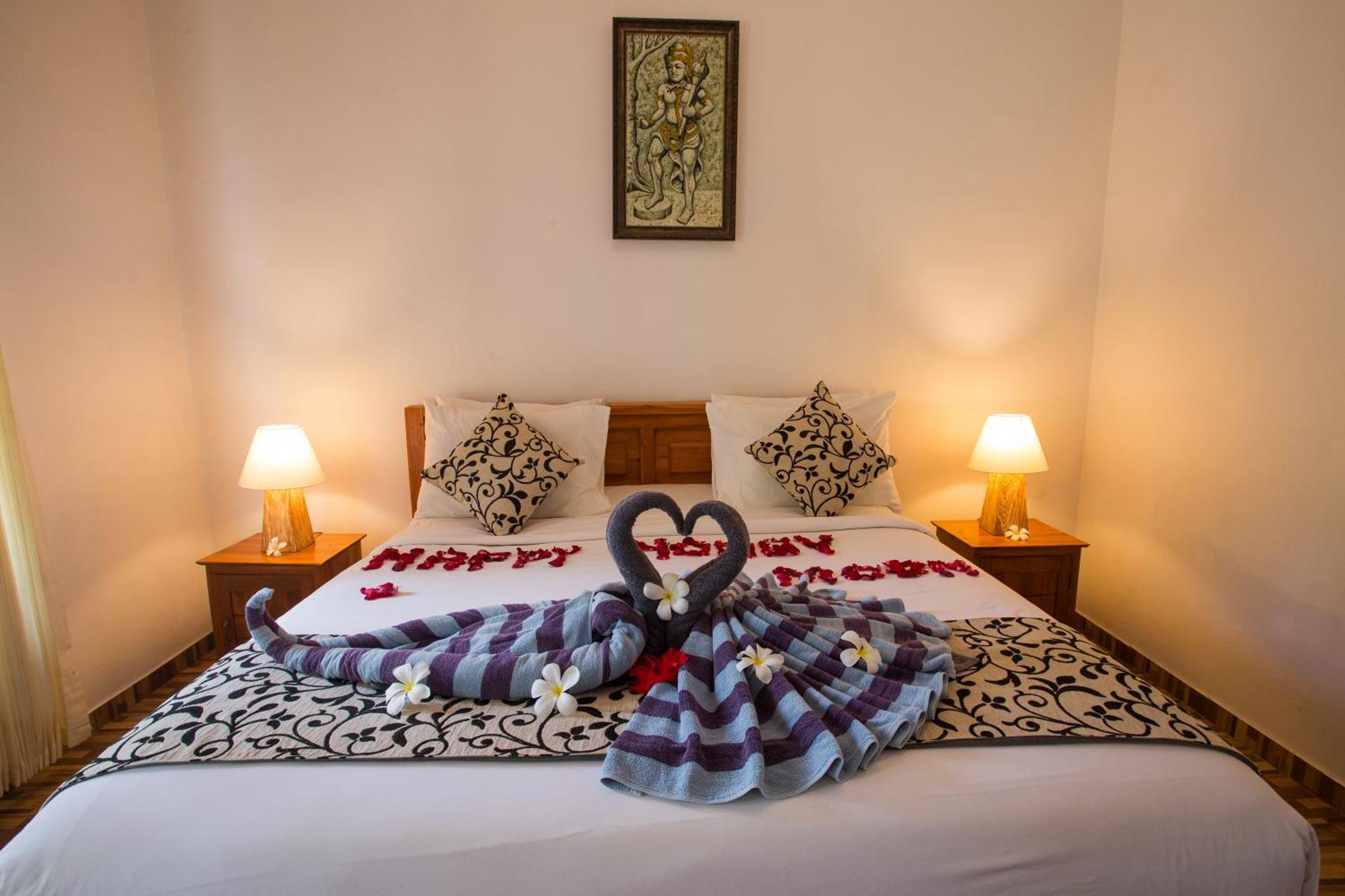 Crystal Bay Villa Sakti Luaran gambar